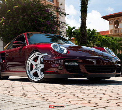 Фото дисков HRE 527 на Porsche 911 VI