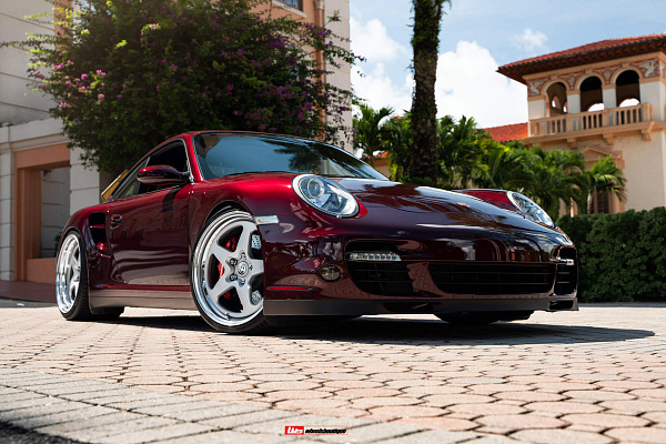 Фото дисков HRE 527 Серебро на Porsche 911 VI