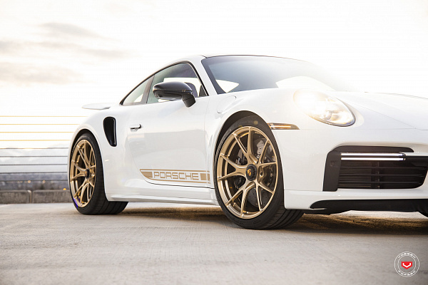 Фото дисков Vossen RS19 Глянцевое золото на Porsche 911 VIII