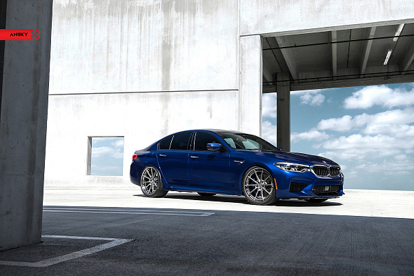 Фото дисков Anrky AN28 Глянцевый тонированный лак на BMW 5/M5 (G30/F90)