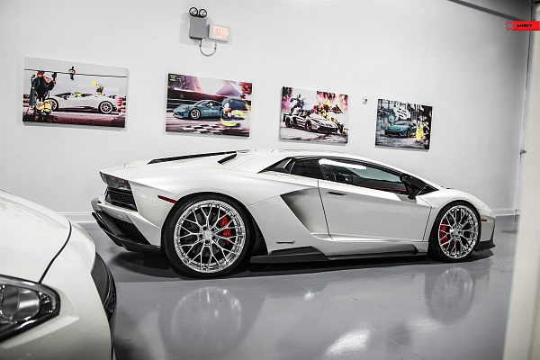 Фото дисков Anrky AN20 Полированный лак на Lamborghini Aventador