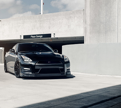 Фото дисков Vossen M-X4T на Nissan GT-R