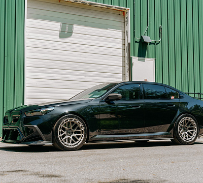 Фото дисков Brixton Forged TR08 AERO1 на BMW 5/M5 (G60/G90)