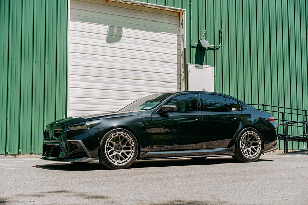 Фото дисков Brixton Forged TR08 AERO1 Другой цвет на BMW 5/M5 (G60/G90)