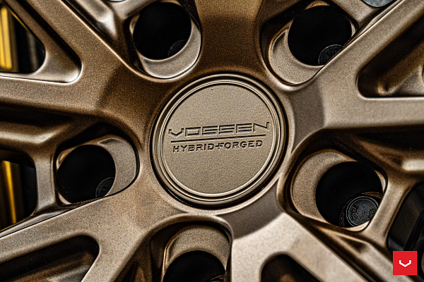 Фото дисков Vossen HFX-2 (5-Lug) Сатиновая темная бронза на BMW 5/M5 (G60/G90)