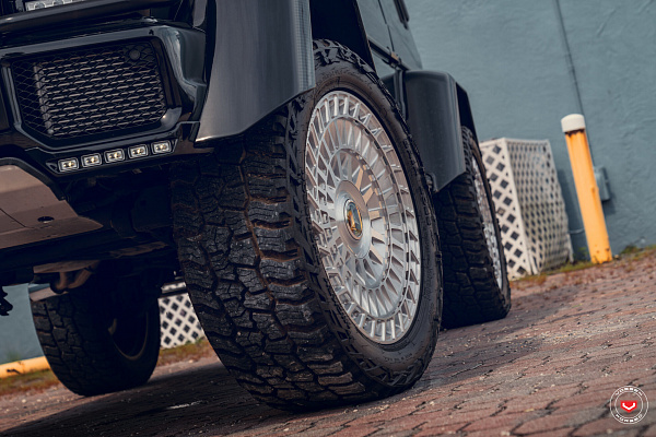 Фото дисков Vossen LC3-13T Белый глянец на Mercedes-Benz G-Class II