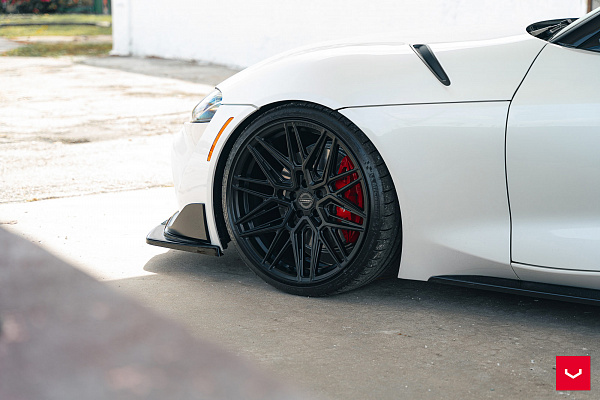 Фото дисков Vossen HF-7 Черный сатин на Toyota Supra A90
