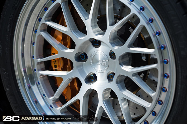 Фото дисков BC Forged LE81 // MLE81 Глянцевый лак на Nissan GT-R