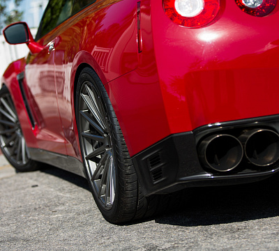 Фото дисков Vossen VFS-2 на Nissan GT-R