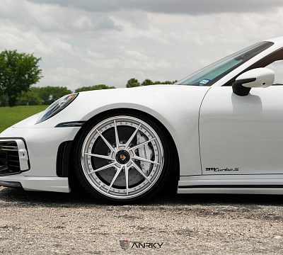 Фото дисков Anrky AN33 на Porsche 911 VIII