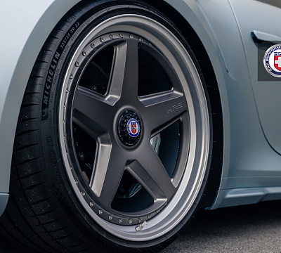 Фото дисков HRE 517 на Porsche 911 VIII