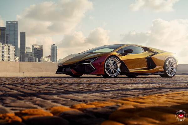 Фото дисков Vossen VPS-2 (3-Piece) Глянцевый лак на Lamborghini Revuelto