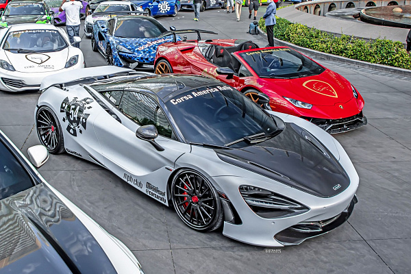 Фото дисков Strasse Wheels SV15T Deep Concave FS Другой цвет на McLaren 720S