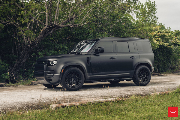 Фото дисков Vossen HF-2 Черный глянец на Land Rover Defender II