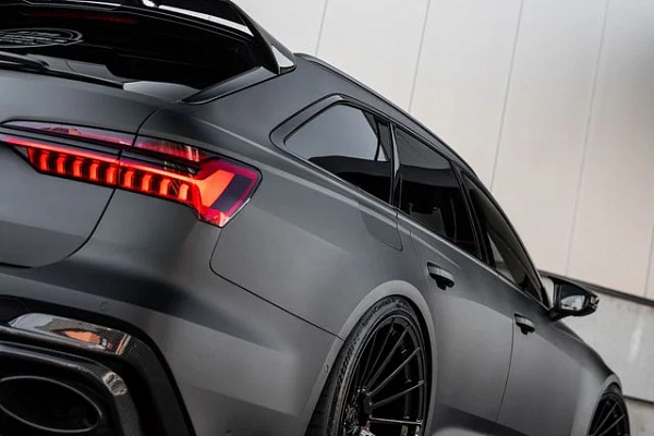 Фото дисков ST Wheels ST22 Черный глянец на Audi A/RS 6 (C8)