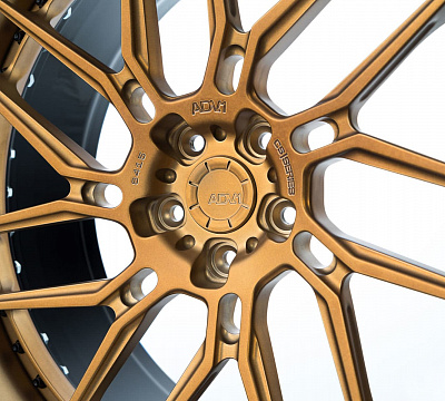 ADV.1 ADV7R Track Spec CS