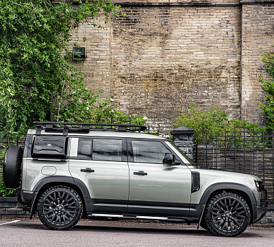 Фото дисков Kahn Kahn RS на Land Rover Defender II