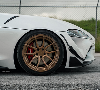 Фото дисков Strasse Wheels SV5 Deep Concave Duoblock на Toyota Supra A90