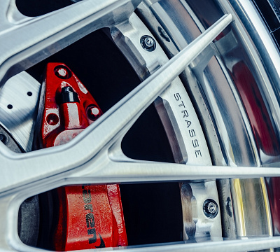 Фото дисков Strasse Wheels SV10M Deep Concave FS на McLaren 650S