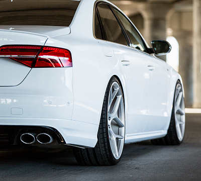 Фото дисков Vossen CG-205 на Audi A/S 8 (D4)