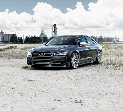 Фото дисков Vossen VFS-1 на Audi A/S 8 (D4)