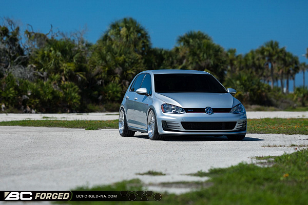 Volkswagen Golf MK7 GTI
