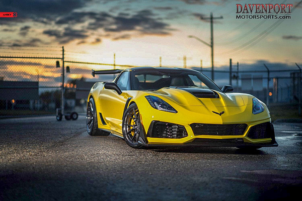 Фото дисков Anrky AN12 Глянцевый темный лак на Chevrolet Corvette C7