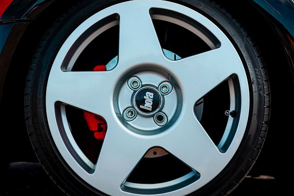 Фото дисков Bola B10 Сатиновый лак на MINI Cooper III