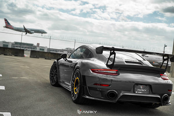 Фото дисков Anrky AN20 Aerosport Глянцевый графит на Porsche 911 VII