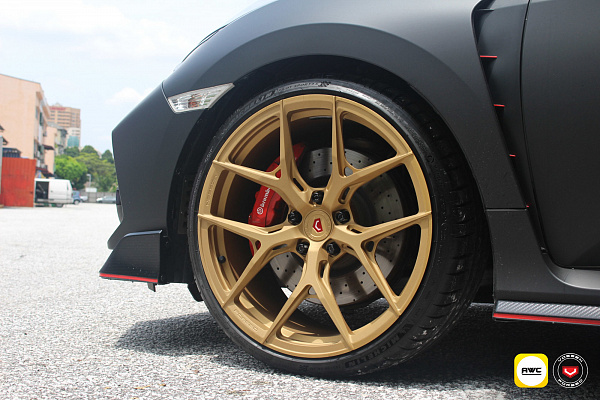 Фото дисков Vossen S21-01 Сатиновое золото на Honda Civic Type R FK8
