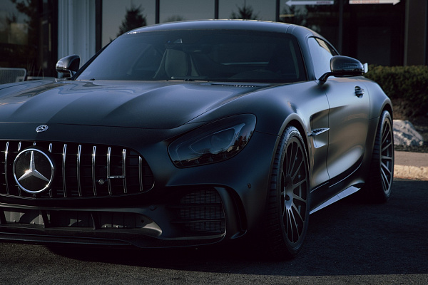 Mercedes-Benz AMG GT R