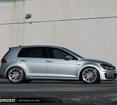 Фото дисков BC Forged HCA382 на Volkswagen Golf VII