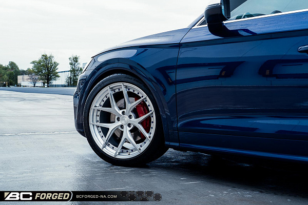 Фото дисков BC Forged HCS21 Глянцевый лак на Audi Q5 (FY)