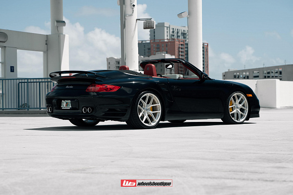 Фото дисков HRE P101SC Глянцевый лак на Porsche 911 VI