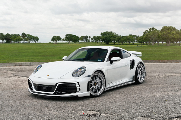 Фото дисков Anrky AN33 Сатиновый лак на Porsche 911 VIII
