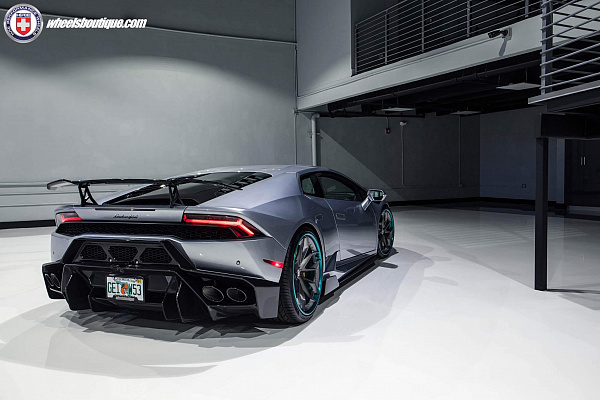 Фото дисков HRE S201 Сатиновый темный лак на Lamborghini Huracan