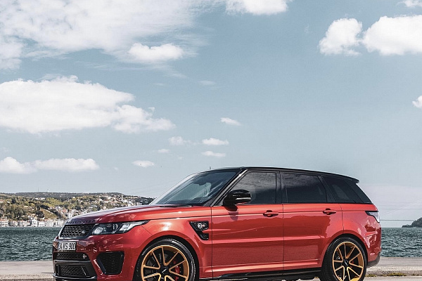 Фото дисков Rotiform BTL Сатиновая бронза на Land Rover Range Rover Sport II