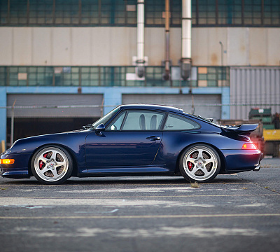 Фото дисков HRE 527 на Porsche 911 IV