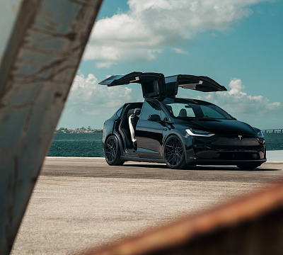 Фото дисков Vossen HF-7 на Tesla Model X