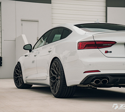 Фото дисков Vossen S17-01 на Audi A/S/RS 5 (F5)