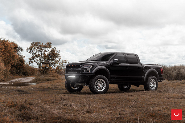 Фото дисков Vossen HF6-1 Серебро на Ford F-150 XIII
