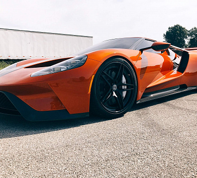 Фото дисков HRE S107 на Ford GT II