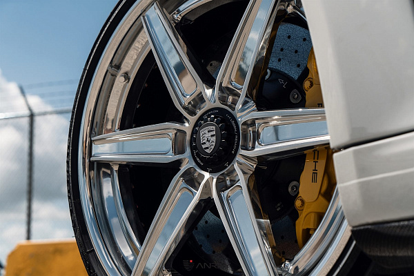 Фото дисков Anrky AN36-S Полированный лак на Porsche 911 VII
