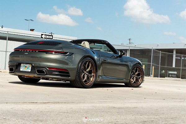 Фото дисков Anrky S3-X0 Сатиновая бронза на Porsche 911 VIII