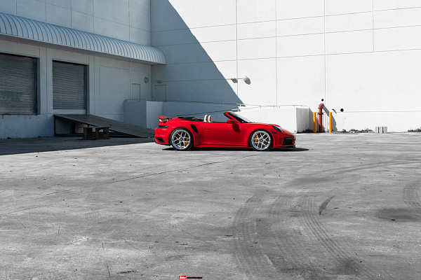 Фото дисков HRE S101SC Глянцевый лак на Porsche 911 VIII