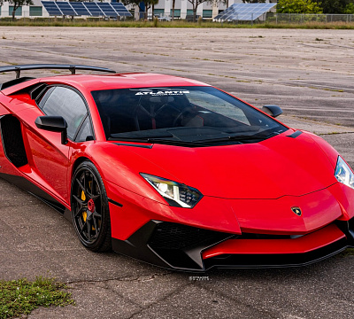 Фото дисков Strasse Wheels SM5R Deep Concave FS на Lamborghini Aventador