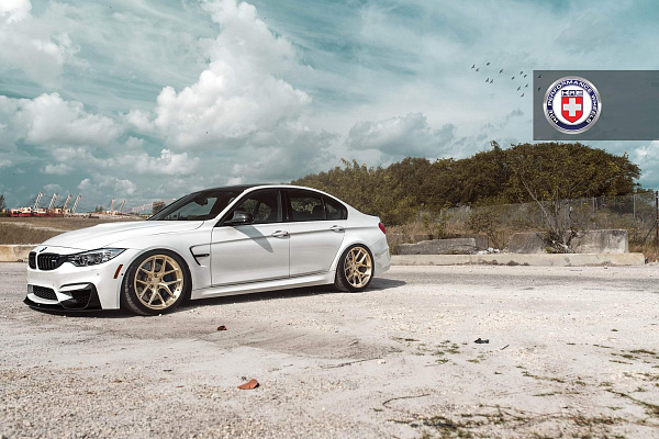 Фото дисков HRE R101 Глянцевое золото на BMW 3/M3 (F3x/F80)