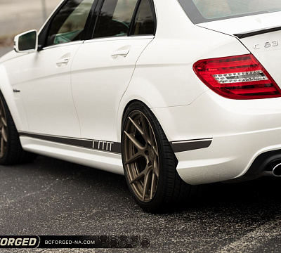 Фото дисков BC Forged HCS02 на Mercedes-Benz C-Class (W204)