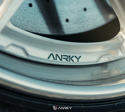 Фото дисков Anrky XR-301 на Lamborghini Revuelto
