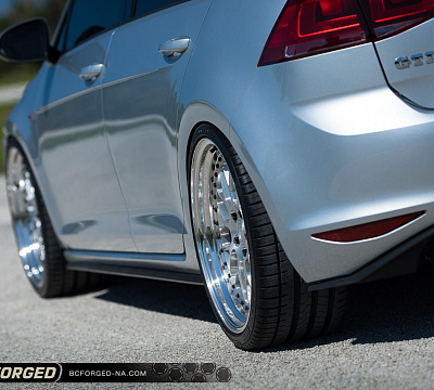 Фото дисков BC Forged LE81 // MLE81 на Volkswagen Golf VII